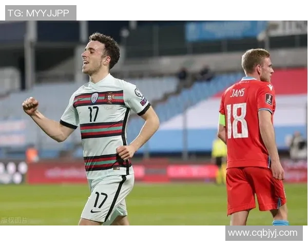 洛里昂主场迎战沙托鲁双方争夺关键积分展现实力较量 洛里昂主场迎战沙托鲁双方争夺关键积分展现实力较量