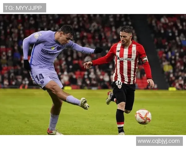 维也纳快攻战术解析与比利亚雷防守策略对比分析 维也纳快攻战术解析与比利亚雷防守策略对比分析