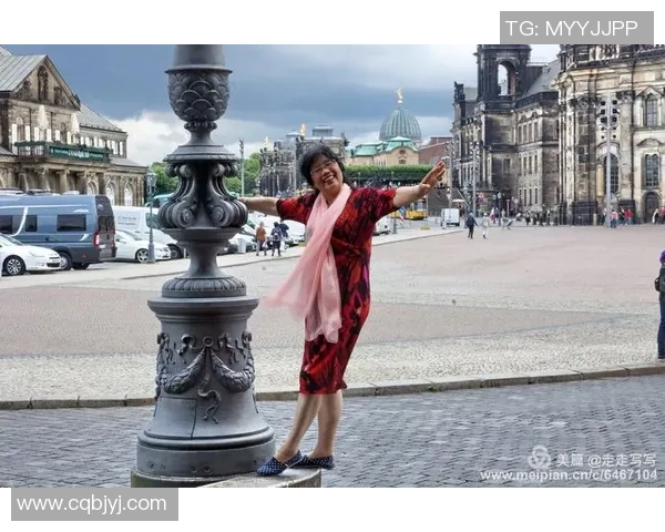 沙滩足球精彩对决乌克兰迎战德国争夺胜利的荣耀与激情